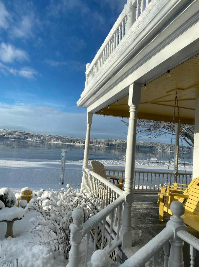 Toba'S Bed & Breakfast Lunenburg Exterior foto